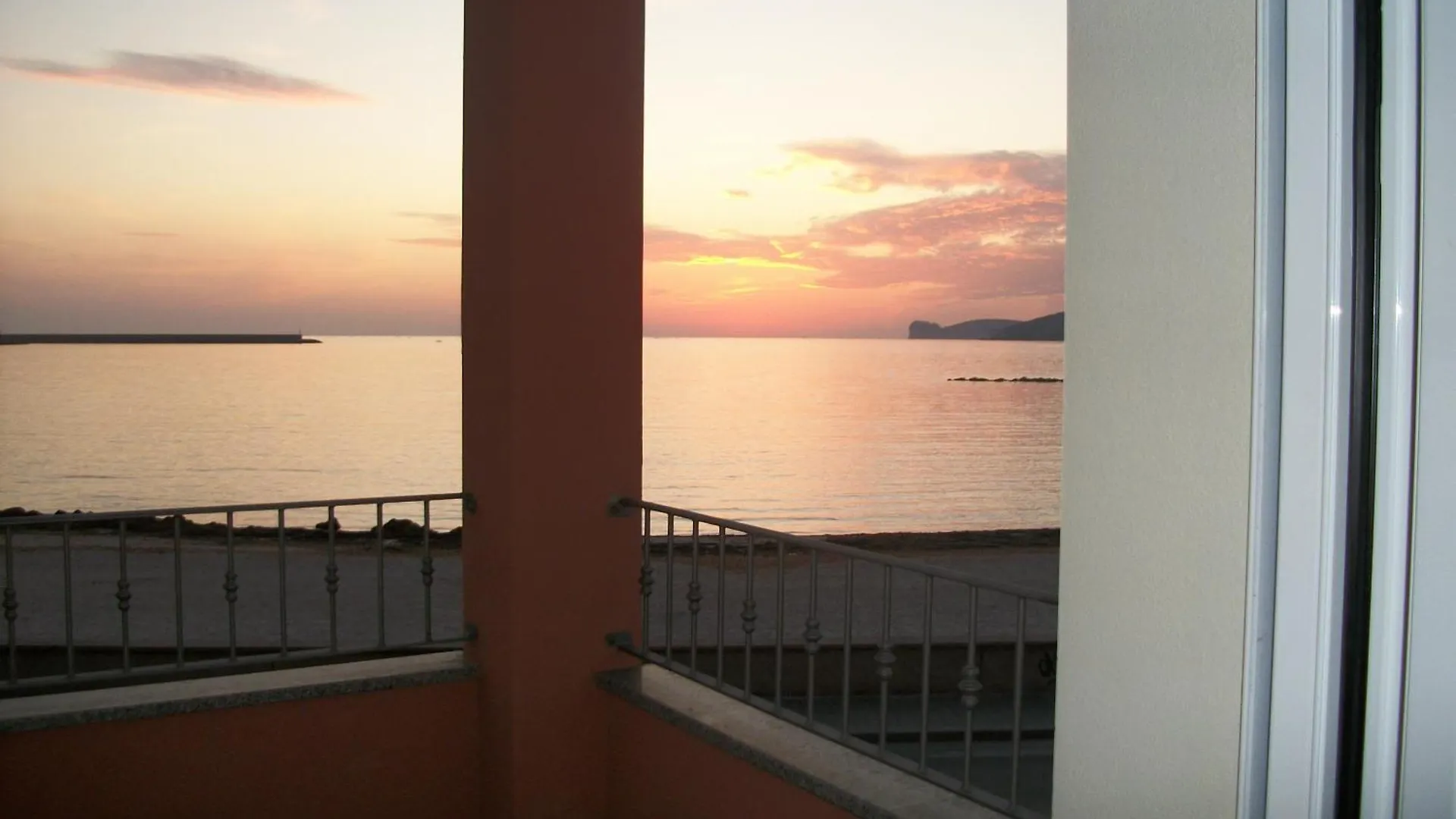Guest House Sea Rooms Alguer 2*,  Italia